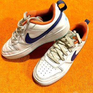 Nike kids sneakers, size 3 leather upper rubber bottoms